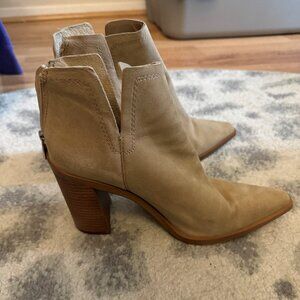 Vince Camuto Welland Bootie Tortilla True Suede